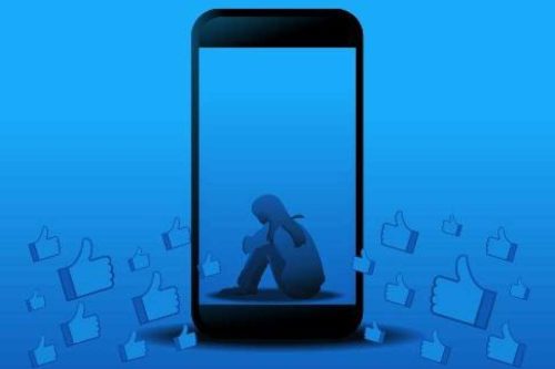social-media-phone-istock-1342326352-1